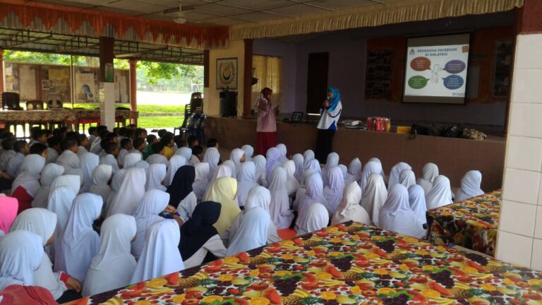 e2ffffc4-c56a-4cdb-949e-f15941650f45